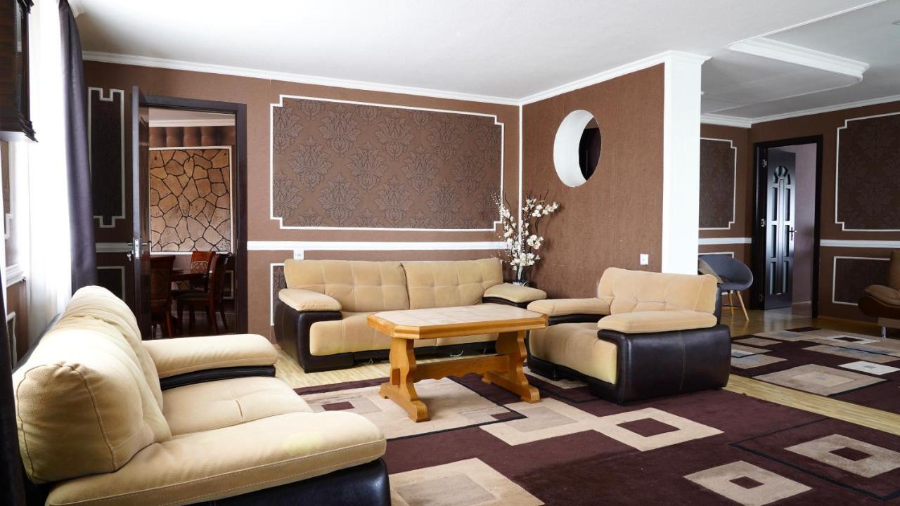 Apartment Shafi 8 Tbilisi Eksteriør billede