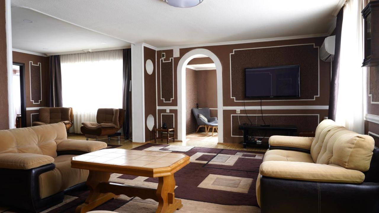 Apartment Shafi 8 Tbilisi Eksteriør billede